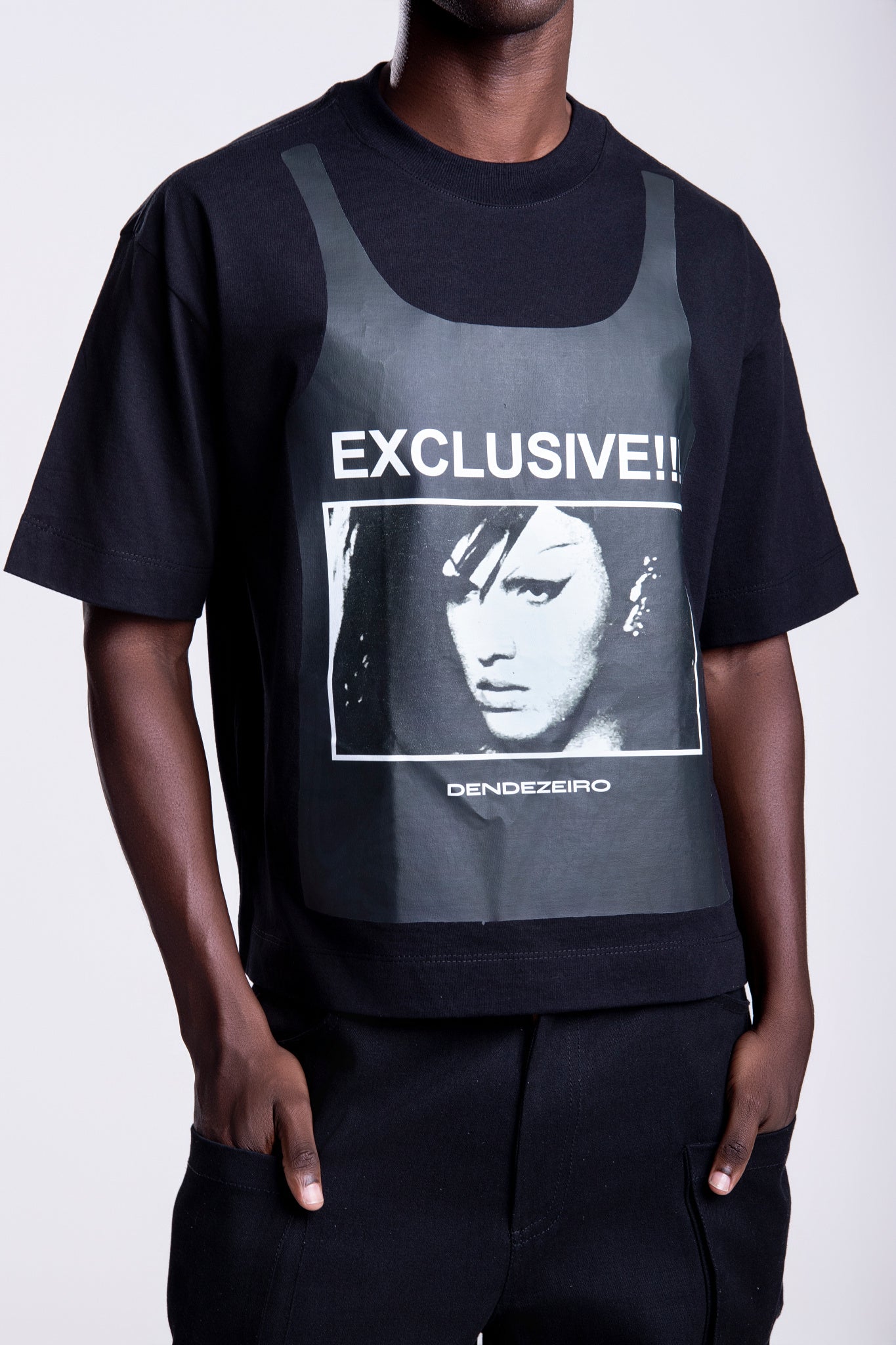 T-SHIRT VITA'S HOUSE - PRETA (EXCLUSIVE MERCH)