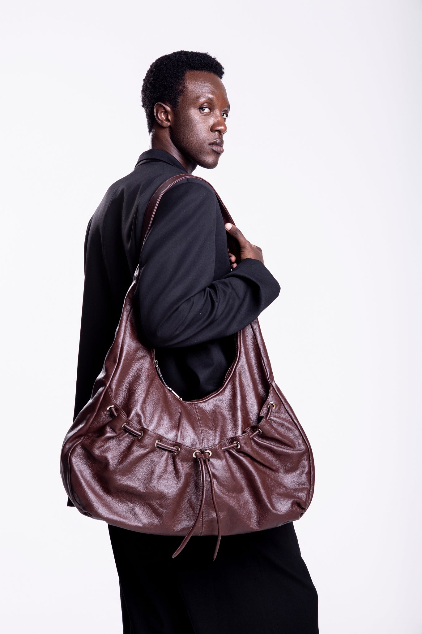 the box bag bordô