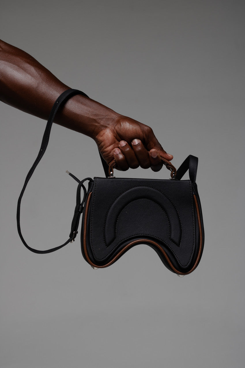 Bolsa Ferradura Preta